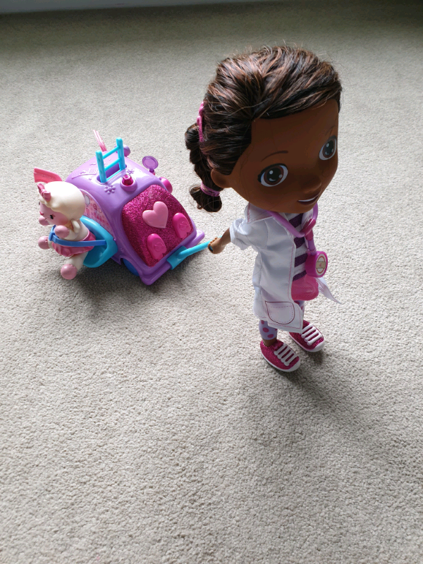 walking doc mcstuffins doll